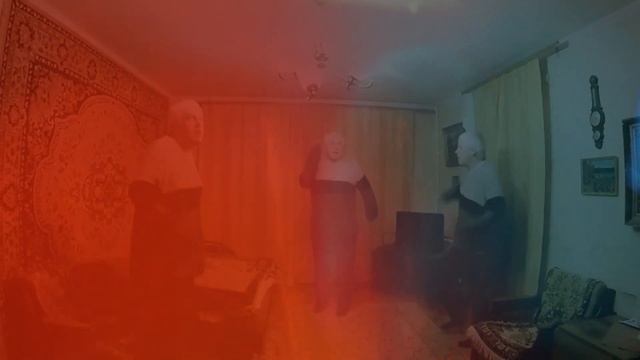 Три брата близнеца танцуют в комнате (remix) смотреть онлайн