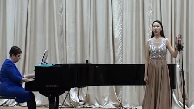 Муз К. Герасимова, сл. М.Тимофеева «Сахам сирин халлаана»(Небо Якутии). Исполняет Татьяна Алексеева смотреть онлайн