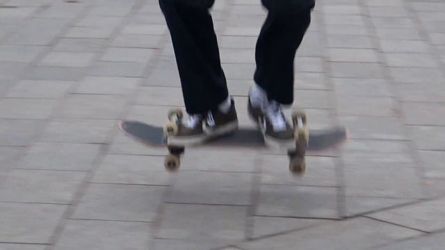 ДВУХСТОРОННИЙ СКЕЙТБОРД с ЧЕТЫРЬМЯ ПОДВЕСКАМИ! смотреть онлайн