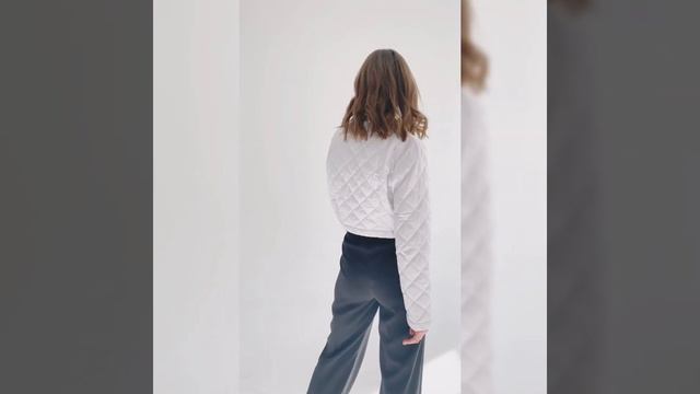 Katty Po / Куртка рубашка женская демисезонная весенняя стеганая легкая короткая белая смотреть онлайн