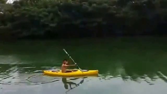 Florida, Djokovic si allena in kayak Croccodillo dove sei смотреть онлайн
