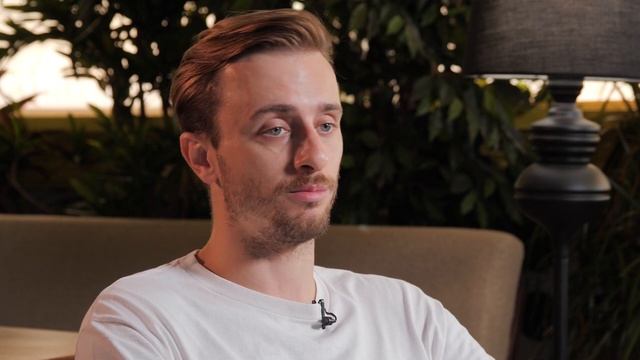 Как сэкономить на путешествиях: Где найти выгодные билеты| Как легче жить смотреть онлайн