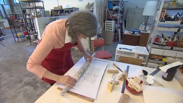 Catherine Moberg - Clay Artist | Tennessee Crossroads | Episode 2953.4 смотреть онлайн