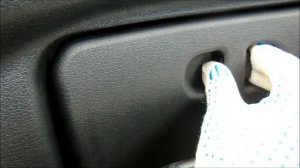 Как открыть и закрыть бардачок на Ладе Калине