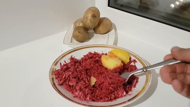 2985 Постное блюдо Свёкла чесночный соус картофель в мундире для веганов вегетарианцев семечки пере смотреть онлайн