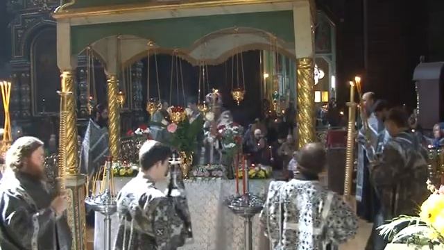 Вынос плащаницы в вечерню Великой Пятницы смотреть онлайн