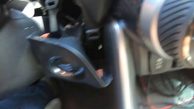 Как снять кнопку запуска двигателя в Toyota RAV4 XA50 смотреть онлайн