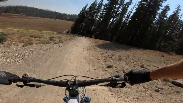 Mammoth Jump line, Smooth Operator - Intense Tracer смотреть онлайн