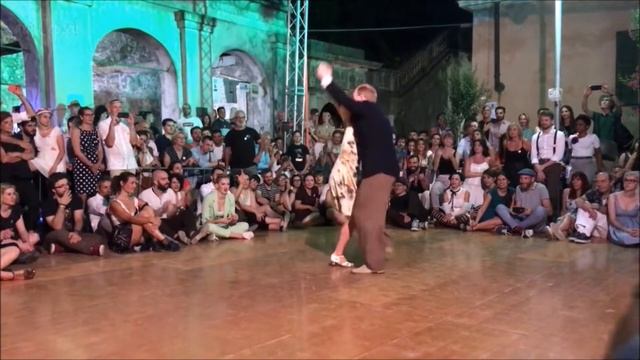 Я Ж Опытный Мужик - Поручик Ржевский. танцуют Nils Andrén и Bianca Locatell смотреть онлайн