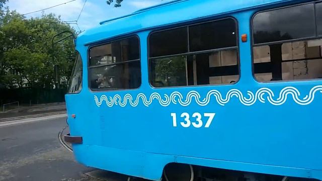 МТТЧ СМЕ 1337+1338 На Волочаевской улице заезжает в ТРЗ смотреть онлайн