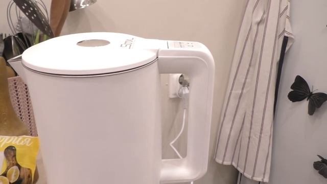 Как почистить чайник от накипи лимонной кислотой. Лайфхак. смотреть онлайн