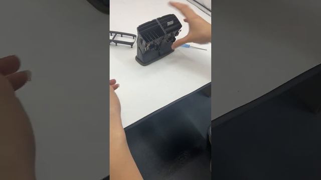 How To Replace The Rear Ac Vent Slider Of Mercedes BENZ GLS GLE W167