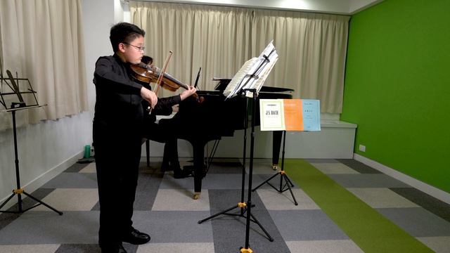 Damian Kok Chi Nok (11) Trinity Viola LTCL (Distinction)