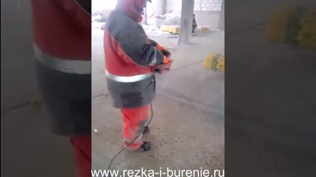 Стенорезная машина HILTI смотреть онлайн