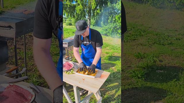 Ребра vs Стейки