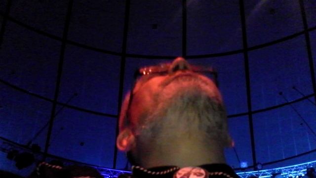 ГРАДСКИЙ!!! ОХРАНА НЕ ДАЛА СНИМАТЬ КОНЦЕРТ!!!
но===я всё-таки снял!!! смотреть онлайн