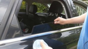 Чистка уплотнителей боковых стекол