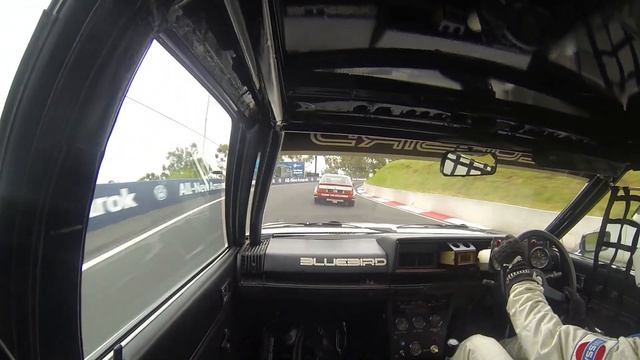 Brian Henderson in ex-George Fury Nissan Motorsport Bluebird Turbo Race 1 смотреть онлайн