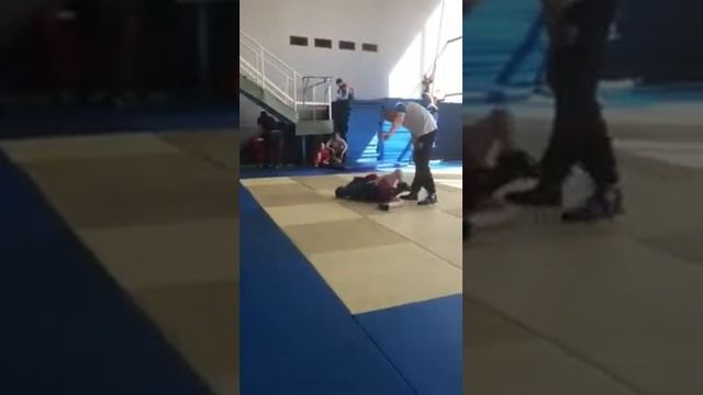 Василий Серебряков боевое самбо турнир «Закрытие сезона»  Ск Волна 20.05.2018г- 1 место???