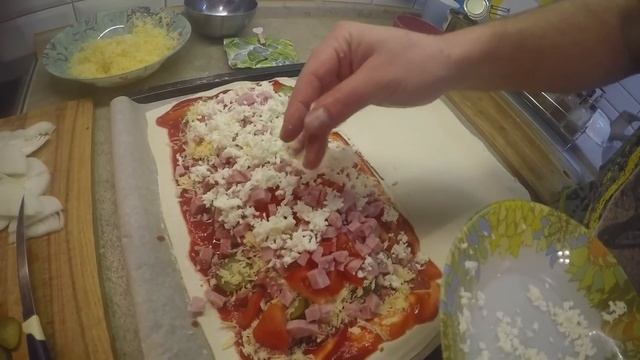 Пицца Кальцоне смотреть онлайн