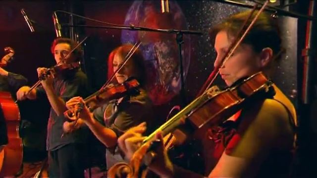 LA ROULOTTE TANGO 5 AU SATELLIT CAFÉ ROANNE VILLEREST смотреть онлайн