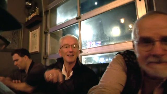 BUZZ-BROTHERS take you to an IRISH SEISIUN смотреть онлайн