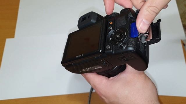 Продаю фотоаппарат Fujifilm FinePix Hs25exr