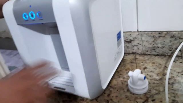 troca e higienizaçao do filtro do purificador de água Electrolux PA20G смотреть онлайн