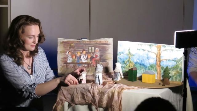 Märchen Aus Dem Koffer-Сказки из чемодана - Videosequenzen Aus Der Aufführung In Der VHS Erlangen