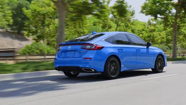 2022 Honda Civic Hatchback Sport Touring in Boost Blue Pearl смотреть онлайн