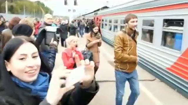 Химки веселая электричка из Москвы смотреть онлайн