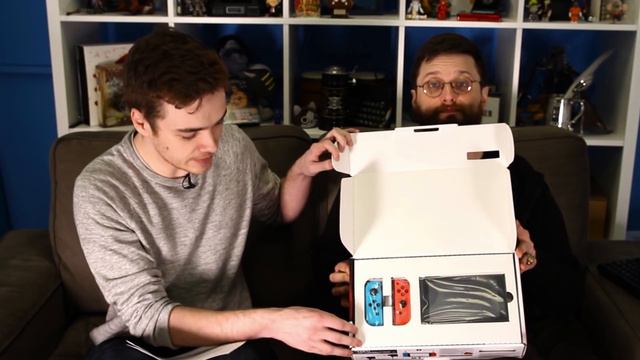 We almost unbox a Nintendo Switch смотреть онлайн