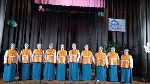 Ансамбль русской песни «Сибиряночка» — песня «Разлетелась по полю полюшку»