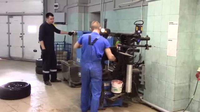 Шиномонтаж за 20 минут в "Колесо Калуга" на Московской 280 смотреть онлайн