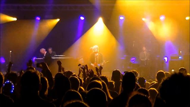 Distant Sun - Crowded House @ Stage 88 20221111 смотреть онлайн