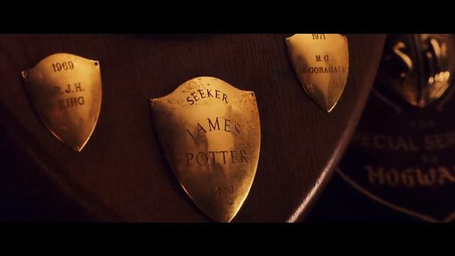 Harry Potter And The Philosopher Stone [2001] смотреть онлайн