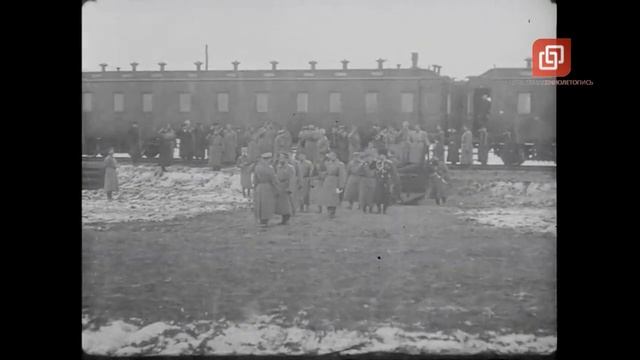 Смотр гвардейских частей императором Николаем II на фронте. Ново-Минскъ, Варшавская губерния (1914) смотреть онлайн