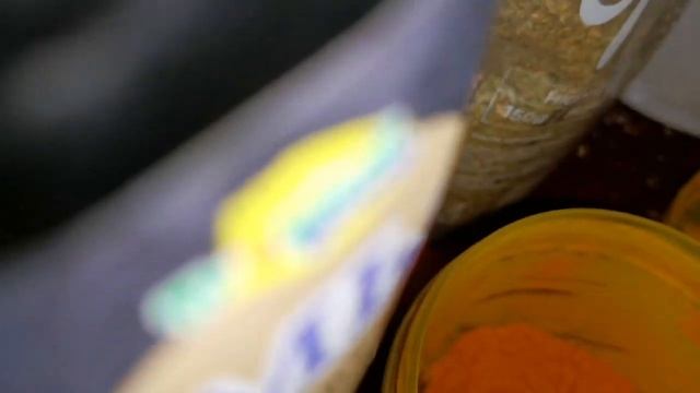 У голубей от лечебных трав глисты пошли наружу вот они. Medicinal herb against parasites in pigeons смотреть онлайн