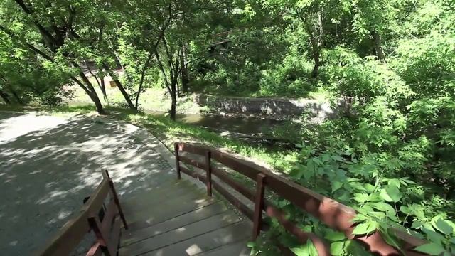 Park Otrada in the valley of the river Lihoborki in Otradnoe, Moscow смотреть онлайн