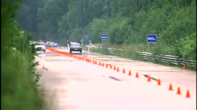 Moscow Unlim 500: Audi RS6 vs BMW M6 5.8L смотреть онлайн