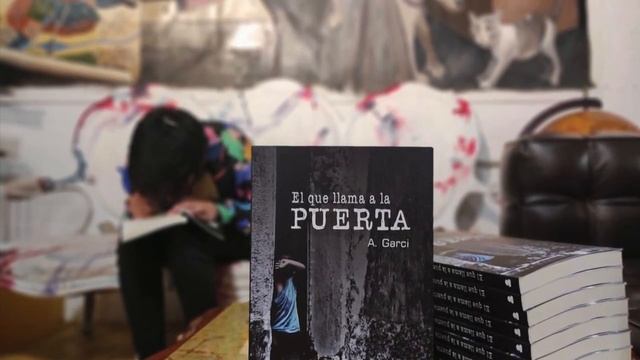 Fragmento de la intervención de A. Garci en Radio Voz hablando sobre El que llama a la puerta смотреть онлайн