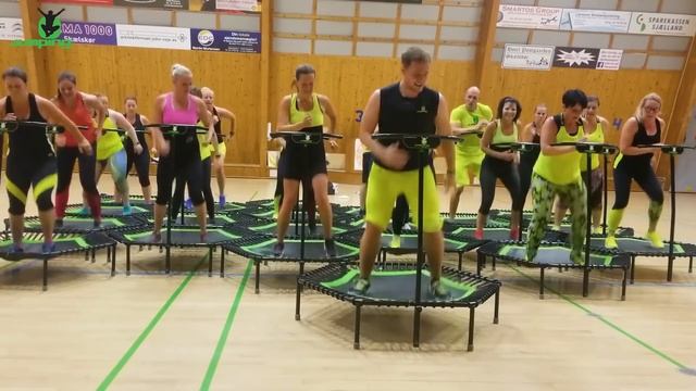 Jumping® Fitness - Azukita смотреть онлайн