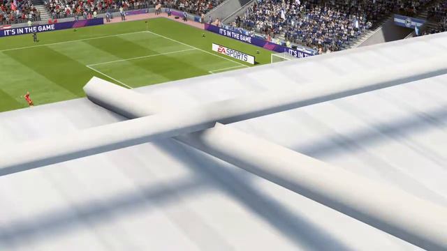 FIFA 18 i "perfekcyjnie" ustawiona kamera w powtórce смотреть онлайн