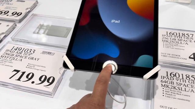 Apple Products Tour and Review #shopwithme #appleproducts #apple смотреть онлайн