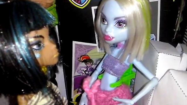 Primer capítulo una sirena en monster high смотреть онлайн