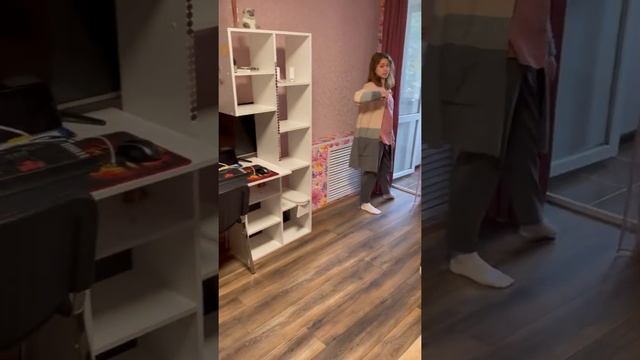 Срочная продажа трёхкомнатной квартиры в Дагомысе в шаговой доступности от моря и школы смотреть онлайн