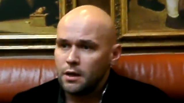 Максим Аверин о спектакле "Искренне, без купюр" смотреть онлайн