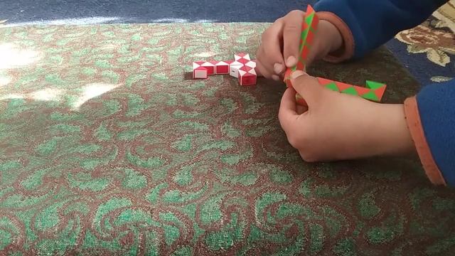 Ключ из змейки кубик Рубика смотреть онлайн