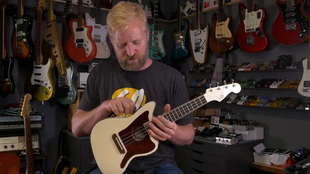 Fender Fullerton Jazzmaster Ukulele - Unboxing/First Impressions - EFFECTS! FUZZ - DELAY - ETC.