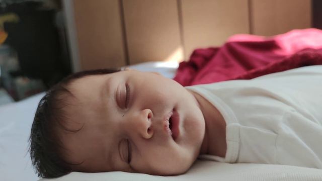 как спит ребёнок смотреть онлайн